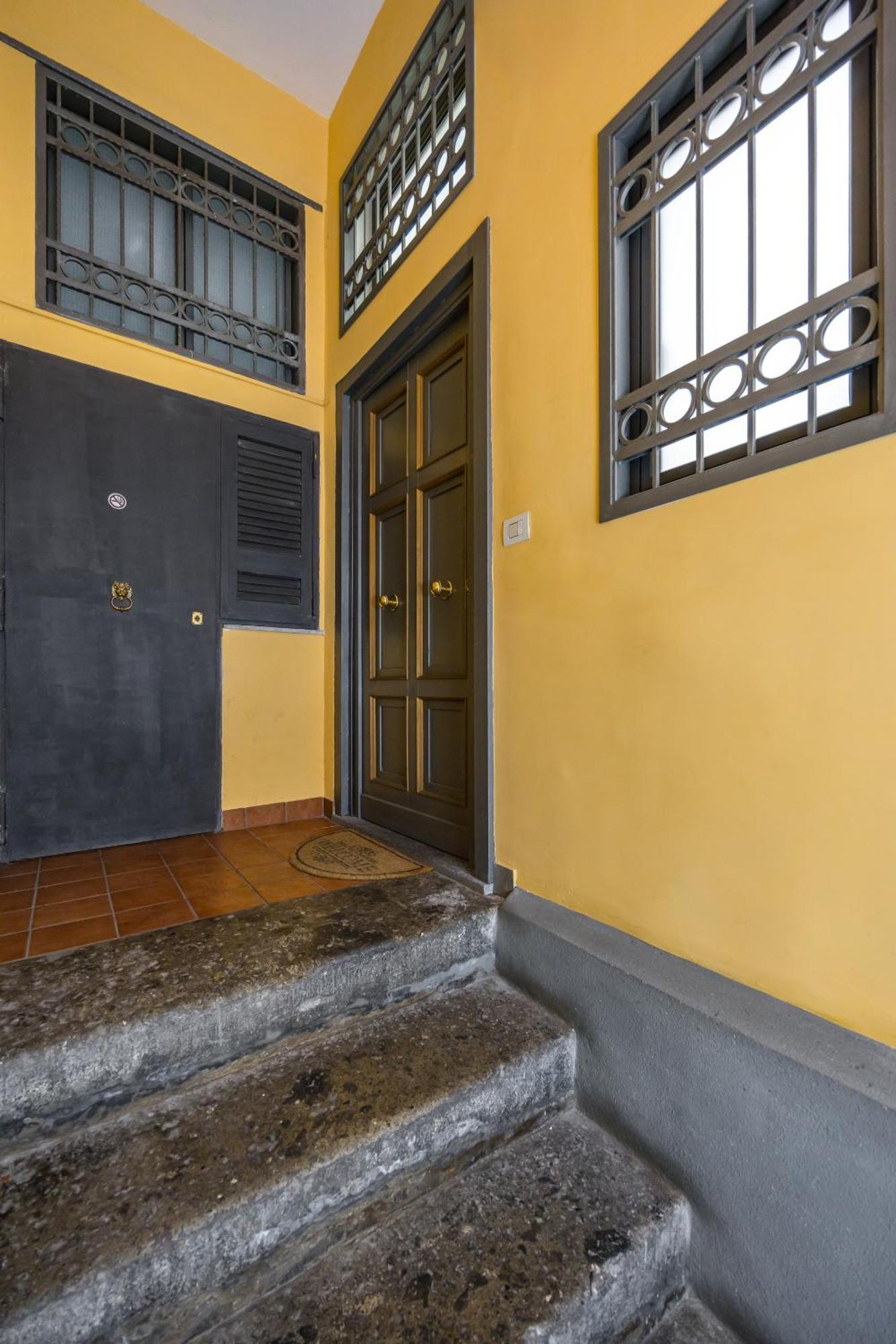 Palazzo Mormando - Industrial Apartment Naples Exterior photo