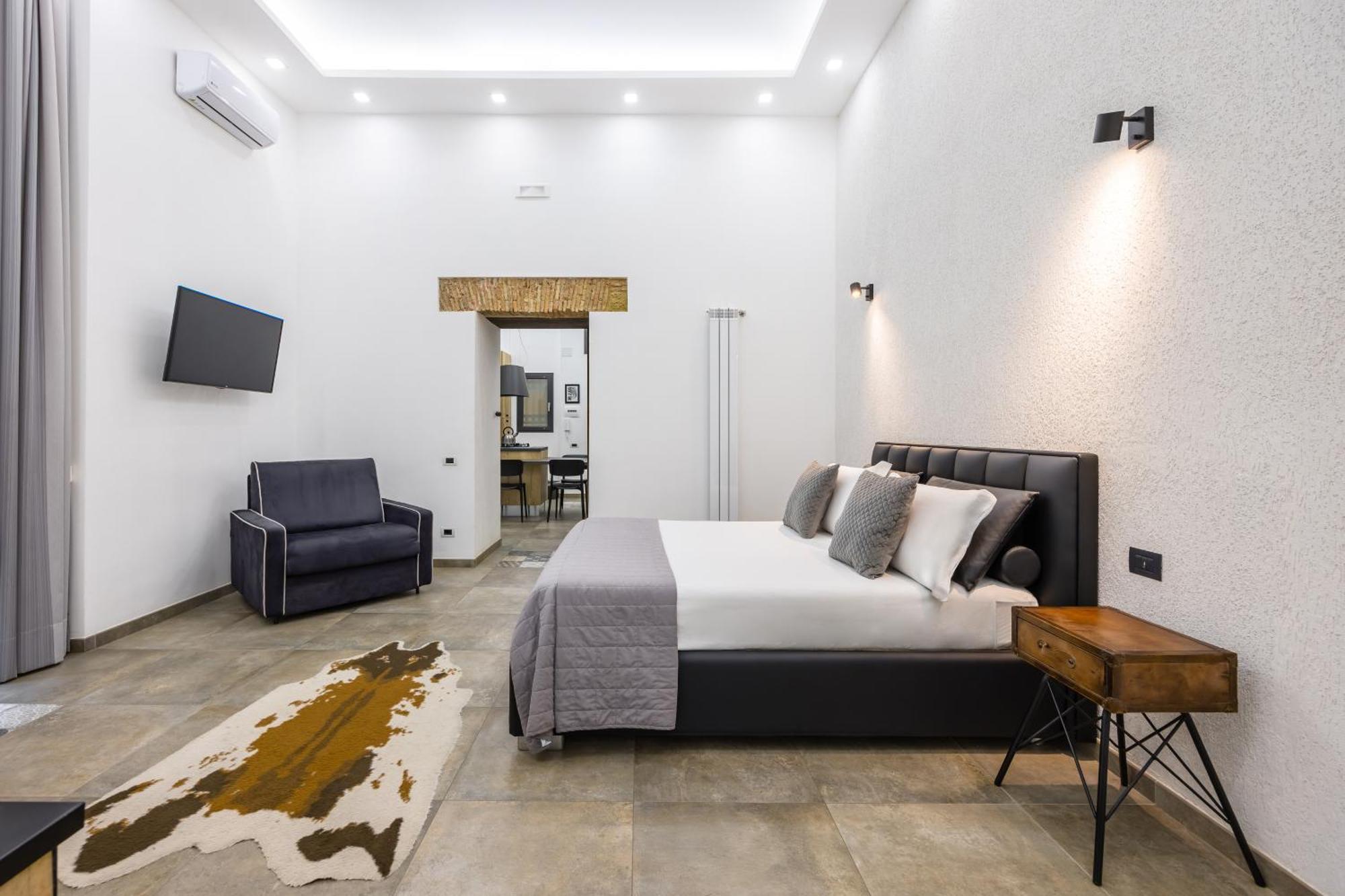 Palazzo Mormando - Industrial Apartment Naples Exterior photo